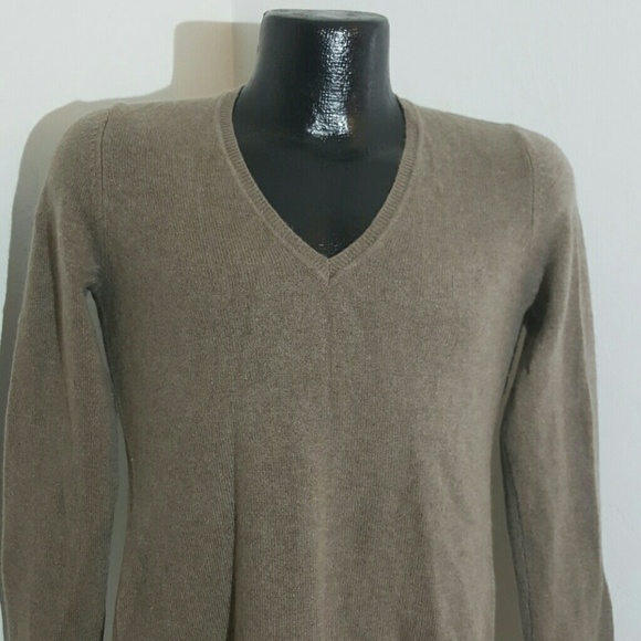 Charter Club Cashmere sweater size M - Picture 2 of 4